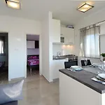 Sun Seeker-1 By Interhome דירה *