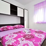 דירה Sun Seeker-1 By Interhome