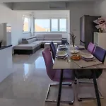 דירה Sun Seeker-1 By Interhome ברודאריצה