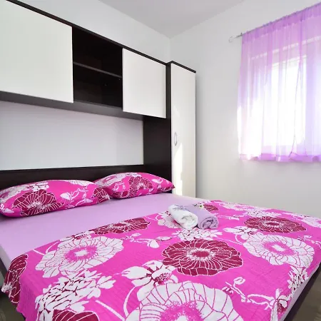 Apartment Sun Seeker-1 By Interhome