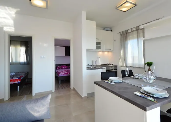 Sun Seeker-1 By Interhome Apartament *