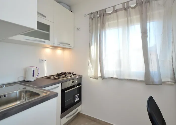 Sun Seeker-1 By Interhome